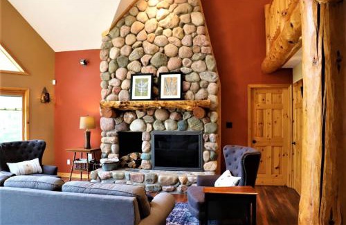 Wakefield House | Swan Cove