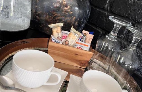 Benoni Cabin | Swan Lake Suites