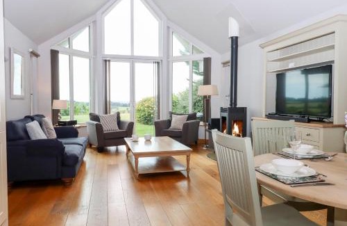 Eleighwater House | Swandown, 9 Kittwhistle