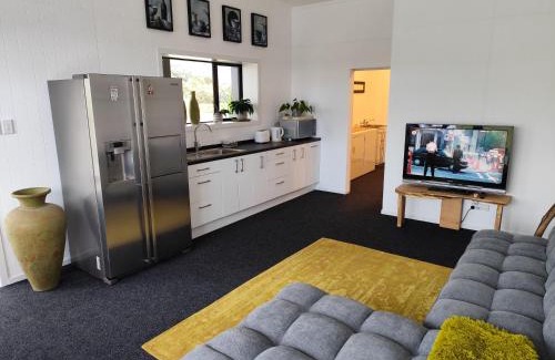 Mangawhai Apartment | Swanlake