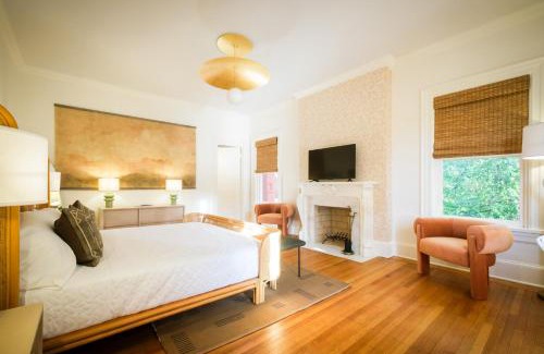 Dupont Circle Bed & Breakfast | Swann House