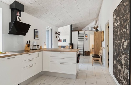Hou House | "Swarthovde" - from the sea by Interhome