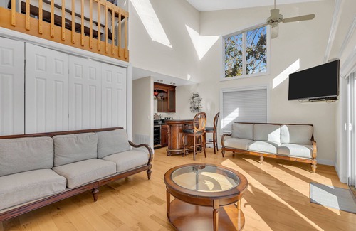 Neptune City House | Sweeping Water Views, Private heated pool 2BR, 2.5BA bathrooms renovated for '23
