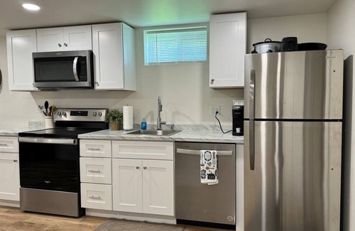 Miles City House | Sweet Dreams: Easy Access w/Attached Garage