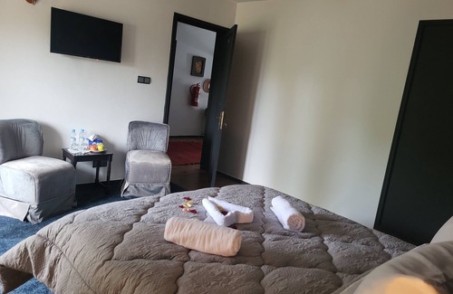 Malabata Bed & Breakfast | Sweet Home