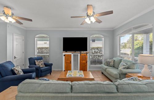 Fort Walton Beach - Destin House | Sweet 'N Salty Private Gated Beach Heated Pool