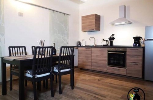 Cit Turin Apartment | Sweet PIAZZA STATUTO JACUZZI with SELF CHEK-IN.