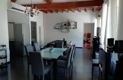 Baulme-la-Roche House | Swimming pool and tennis court: Charming 16th-century property with 2.8-hectare park