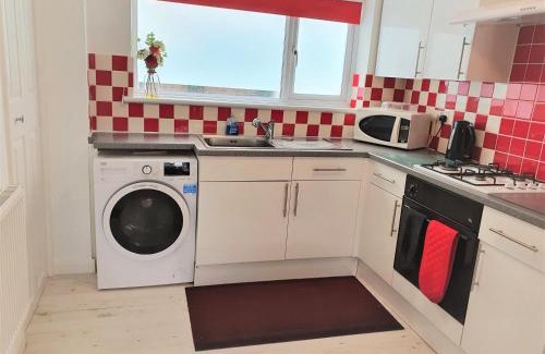 Swindon Apartment | Swindon Old Town Studio - EnterCloud9SA
