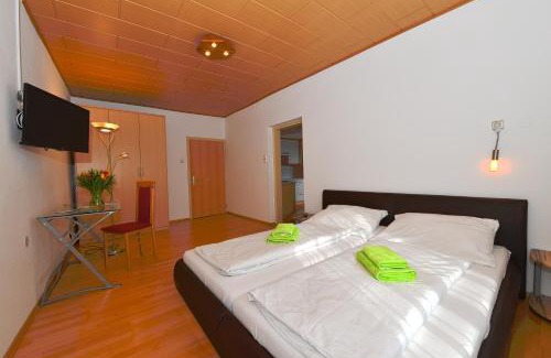 Farrach Hotel | sWirtshaus M&N