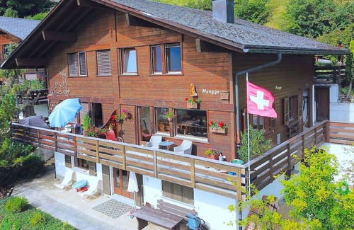 Beatenberg Apartment | SwissHut Stunning Views Alps - Apart. Mungge