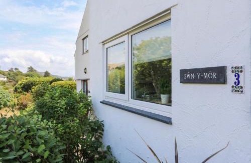 Criccieth House | Swn y Mor Sound of the Sea