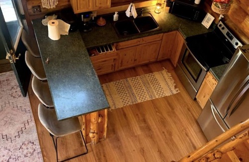 Ely Cabin | SXS, ATV, Snowmobile Heaven with Class!