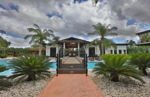 Guayacanes Hotel | Sybaris Suites & Residences