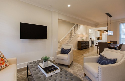 Historic Downtown Lancaster House | Sycamore Downtown Vista
