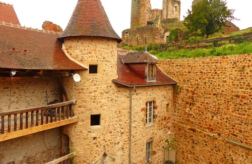 Herisson House | Sympathetically restored old school in a mediaeval village