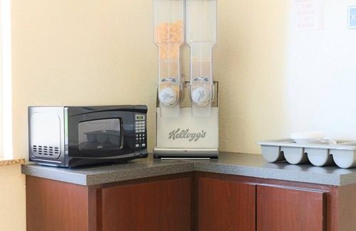 Clodine Hotel | Symphony Inn and Suites