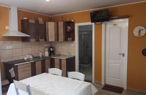 Epleny Apartment | Tündér Szálló Eplény