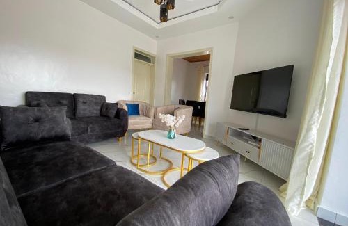 Gitarama Apartment | T-House