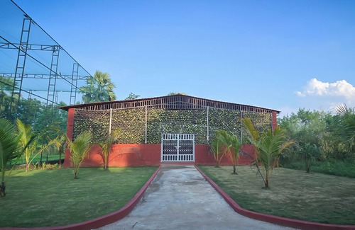 Hanmakonda Hotel | T R Farm Resorts