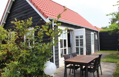 Burgh-Haamstede House | 't Schouws Uusje