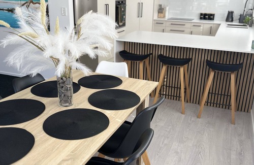 Papamoa Beach House | T Two Papamoa Beach - For the whole family!