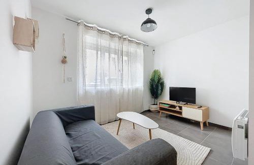 Cuxac-dʼAude Apartment | T2 apartment in the heart of Cuxac-d'Aude
