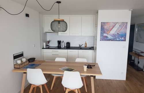 Saint-Jacques Apartment | T2 apartment with sea and port view