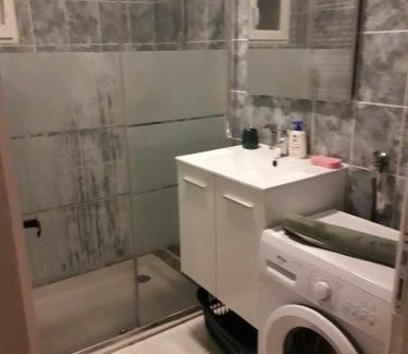 Saint-Julien-en-Saint-Alban Apartment | T2 dans charmant petit village avec commodité