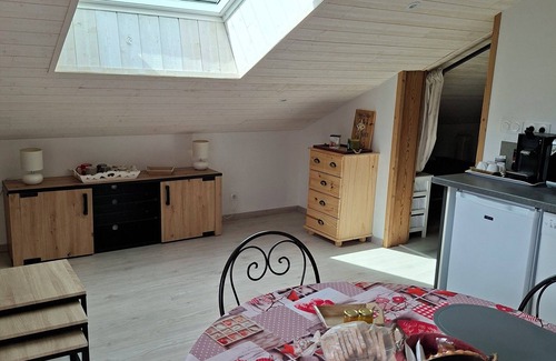 Enchastrayes Apartment | T2 detached apartment "les Ormes" chalet