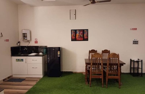 Dr AS Rao Nagar Apartment | T2 Lovely 2 bedroom hill view with covered parking