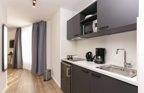 La Fayette-Eble Condo | T2 moderne, près de la gare | TV, bureau, wifi