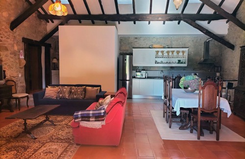 Braga House | T2 with shared pool and covered terrace