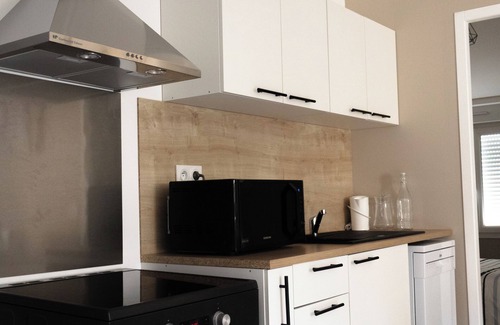 La Voulte-sur-Rhone Apartment | T3 in private house - parking, terrace and garden - Vallée de l'Eyrieux Ardèche