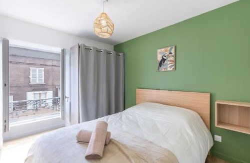 Saint-Georges-de-Reneins Apartment | T3 neuf avec extérieur