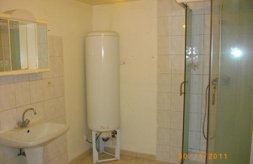 Chalette-sur-Loing Apartment | T3 spacieux proche gare Montargis Wifi linges fournis
