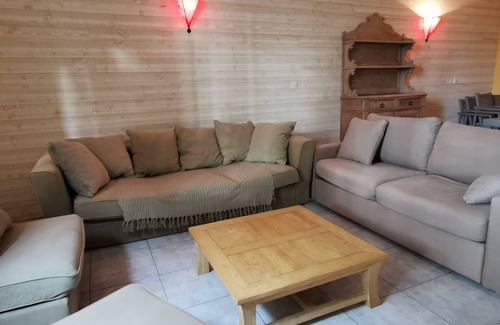 Lormont House | T4 Avec Patio et vue Garonne