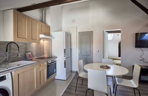 Le Pin House | T4 DUPLEX APARTMENT R+2, SLEEPS 7, QUIET LOCATION