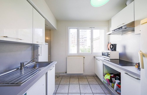 Secteur 4 Apartment | T4 Spacieux Tout Confort /Parking Gratuit , Idéal Pour Vacance ou Travail