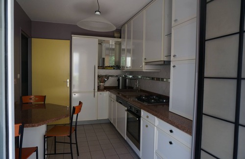 Vaise Apartment | T5 in quiet town very equipped with WIFI Balcony 4 bedrooms 7 beds capacity