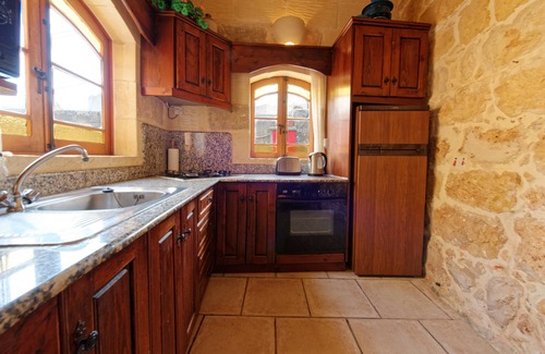 Ggantija Other | Ta Happin, Airconditioned, 3 bedroom Farmhouse with Pool