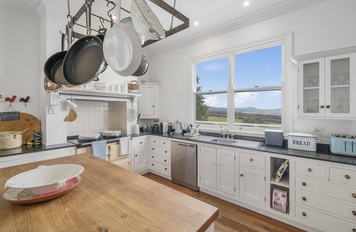 Tolmie House | Tabletop Farm: 4 BR, 2 BA House in Tolmie, Sleeps 11