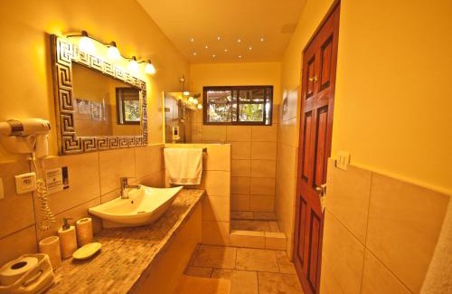 San Isidro Cabin | Tacacori EcoLodge