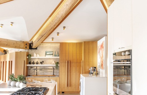 Bighorn No. 8 Ski Chalet | Tacansina Ranch-Designer Home East of Banff National Park