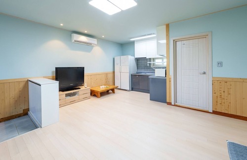 Olmegi House | Taean Jiyu Ne Pension