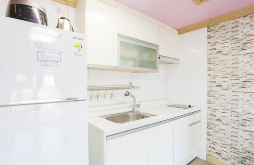 Wonbuk House | Taean Pastel Pension