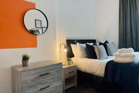 Merthyr Vale House | Taff Valley Heartwarming Cottage In Aberafan Merthyr Tydfil By StayStaycations