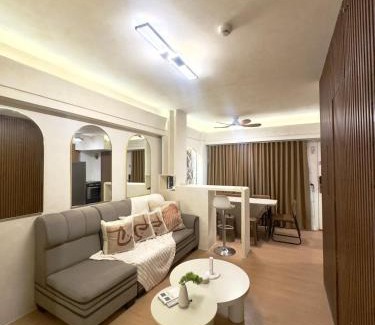 Ususan Apartment | Taguig, near BGC Staycation
