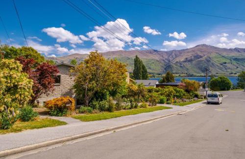 Wanaka House | Taha Wai - Wanaka Holiday Home