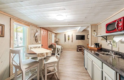 North Carolina Coast House | Tahiti at Island Breeze of CB Unique stay Design